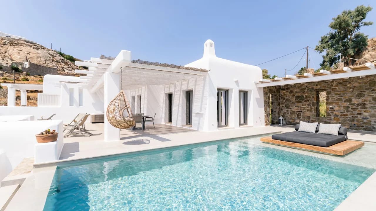 Modern Mykonos Complex With Jacuzzis photo 5