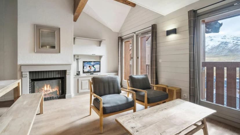 Spacious Retreat for Winter Adventures
