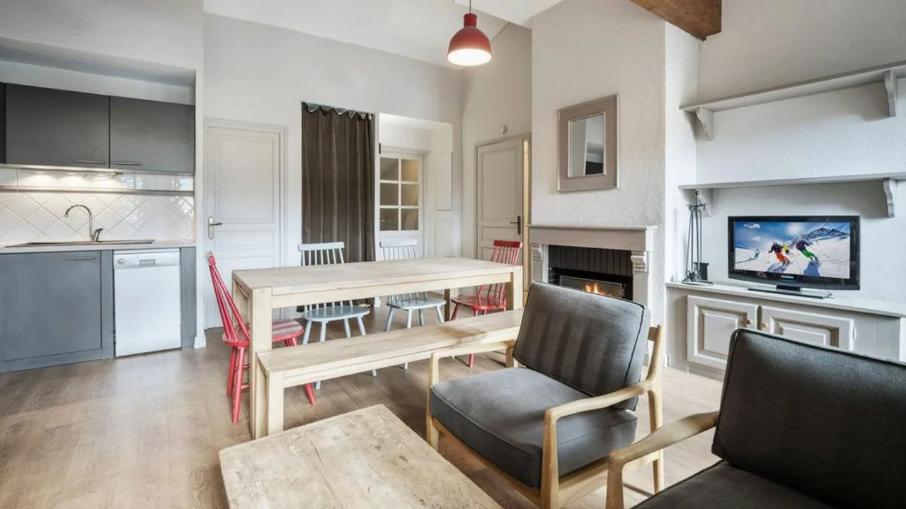 Spacious Retreat for Winter Adventures photo 5