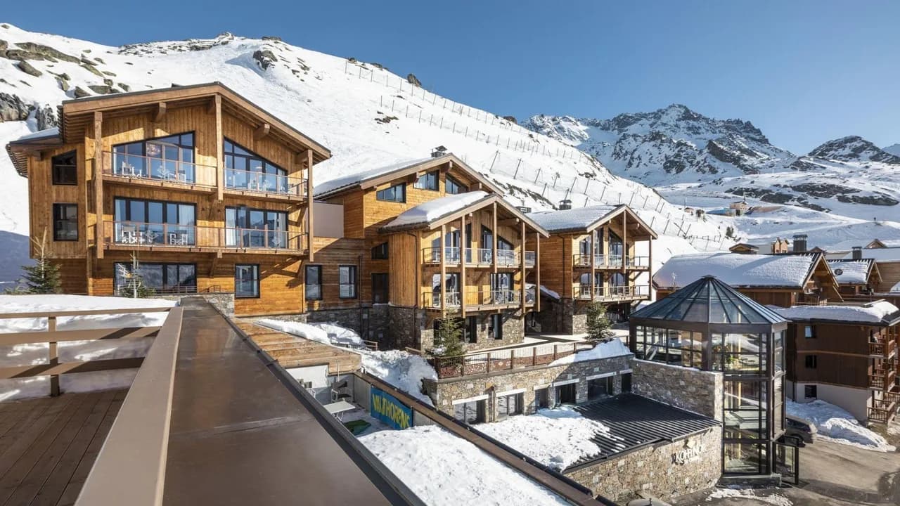 Stylish Chalet With Fireplace Charm photo 4