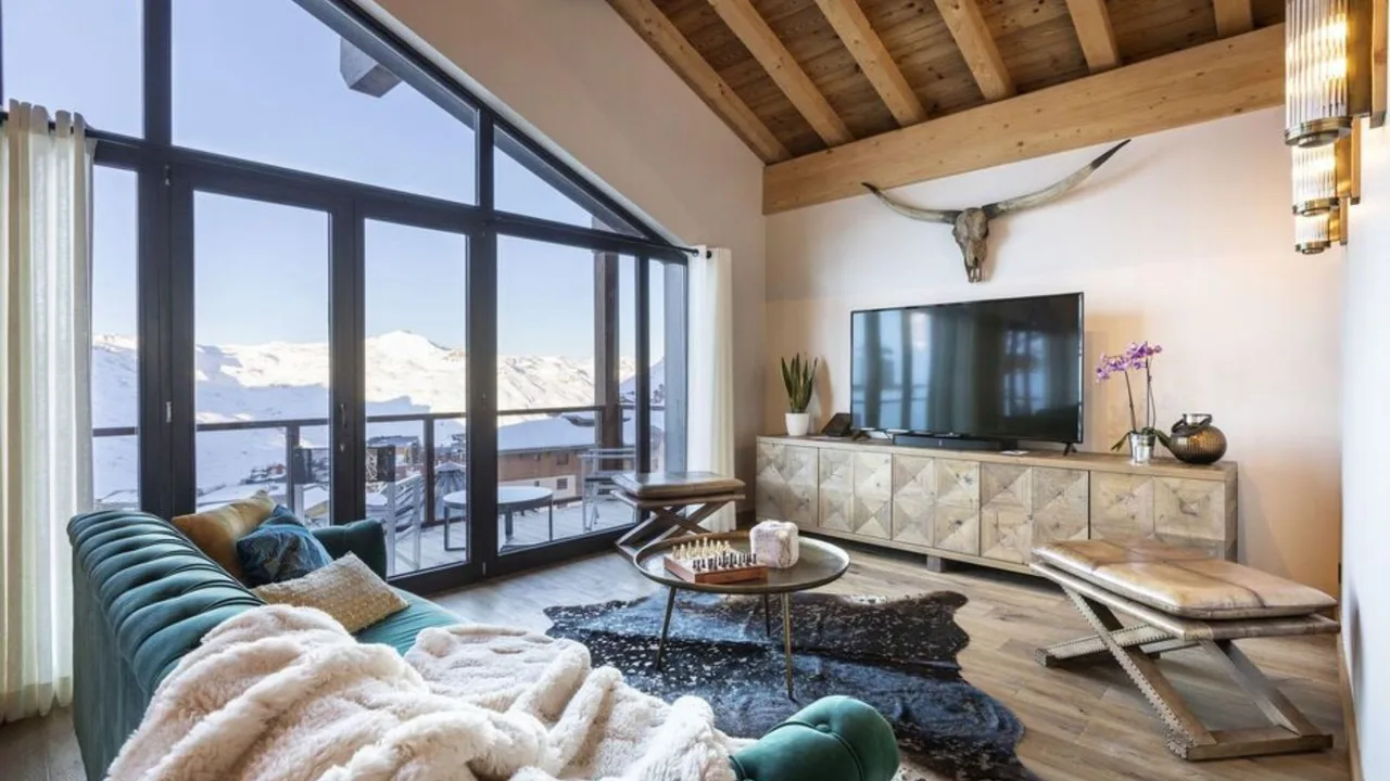 Glamorous Chalet With Cozy Fireplace photo 2