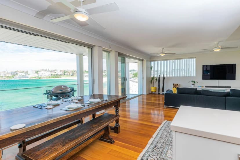 Ocean view luxury 3 bedroom home with balcony