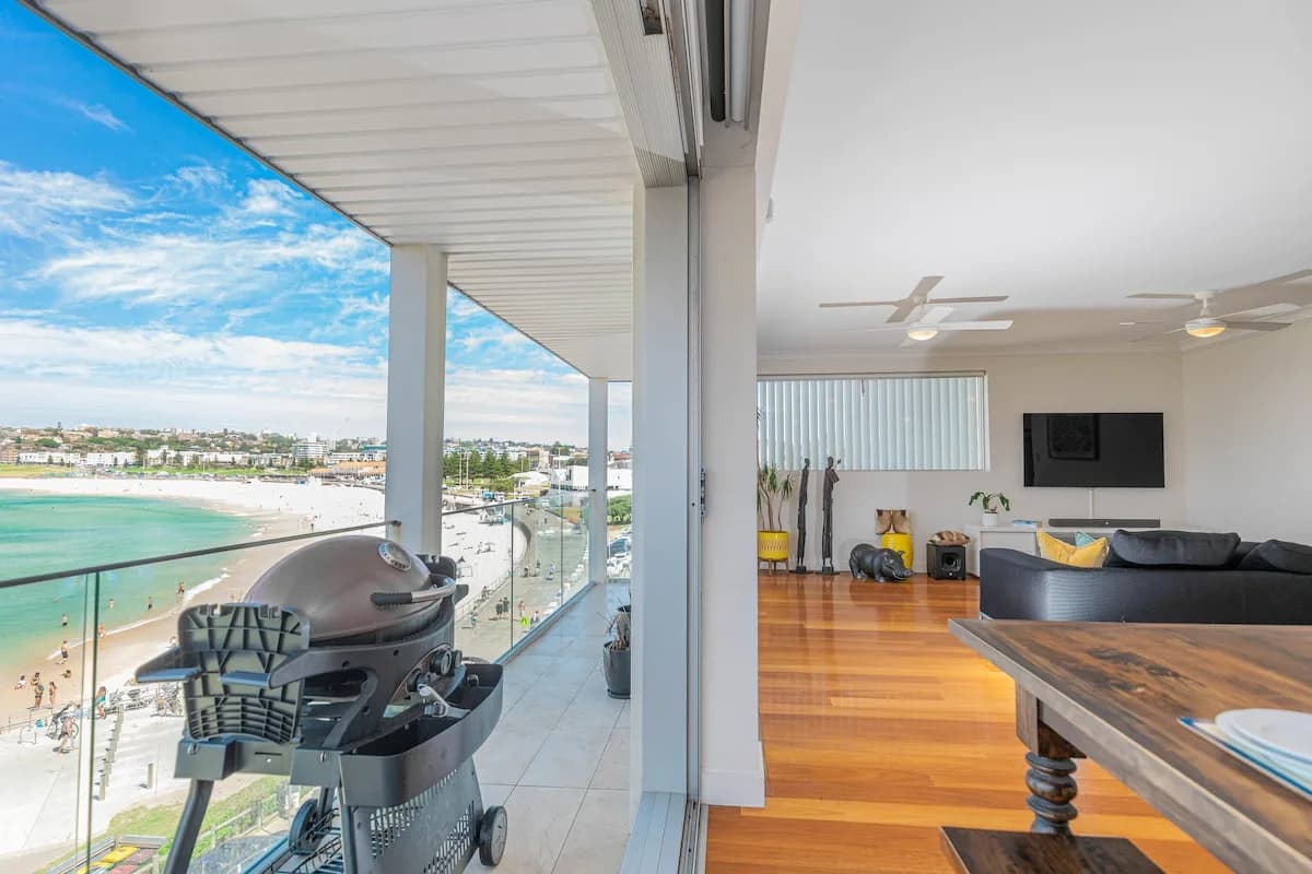 Ocean View Three Bedroom Villa in Sydney photo 2