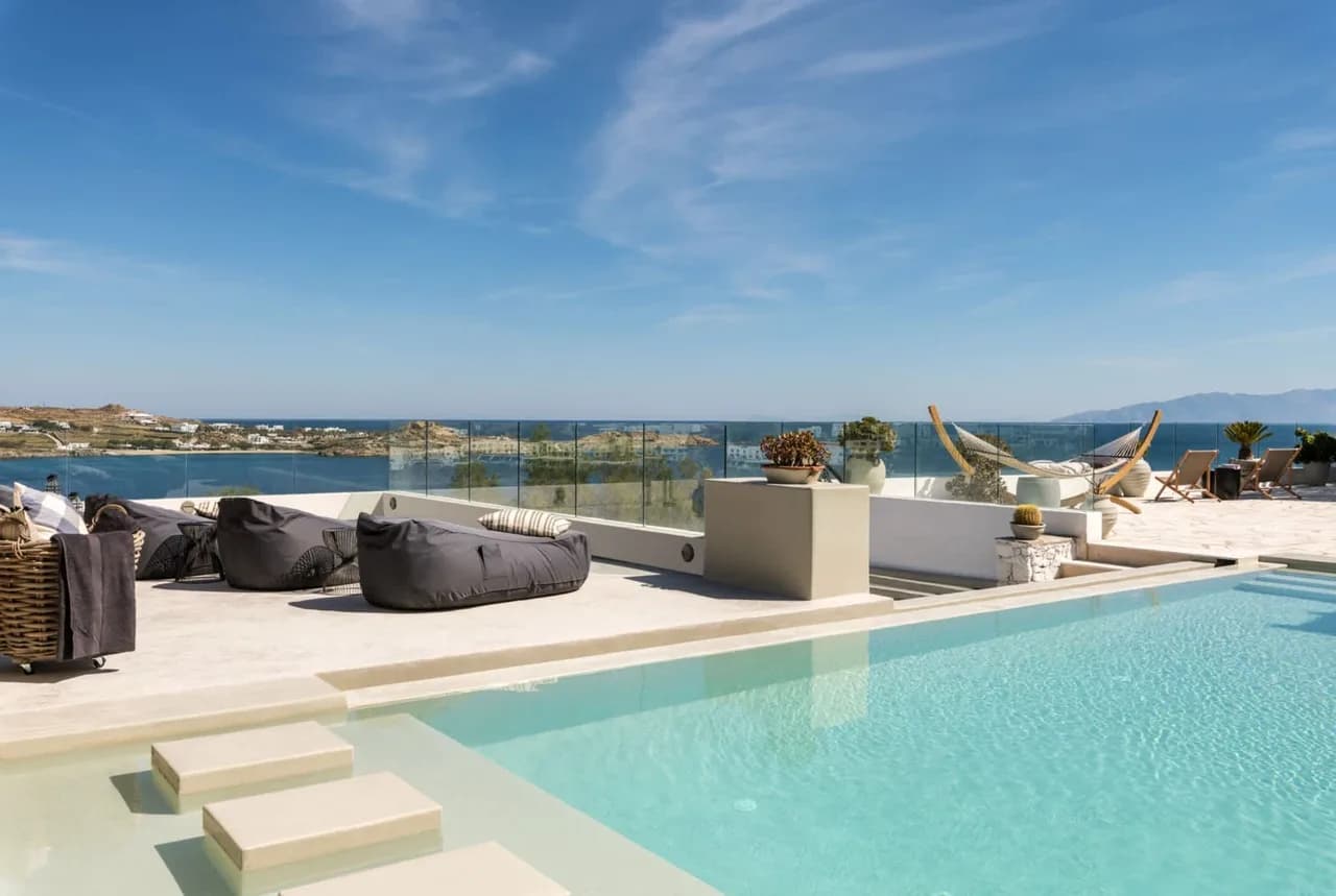 Modern Mykonos Villa With Heated Infinity Pool photo 5