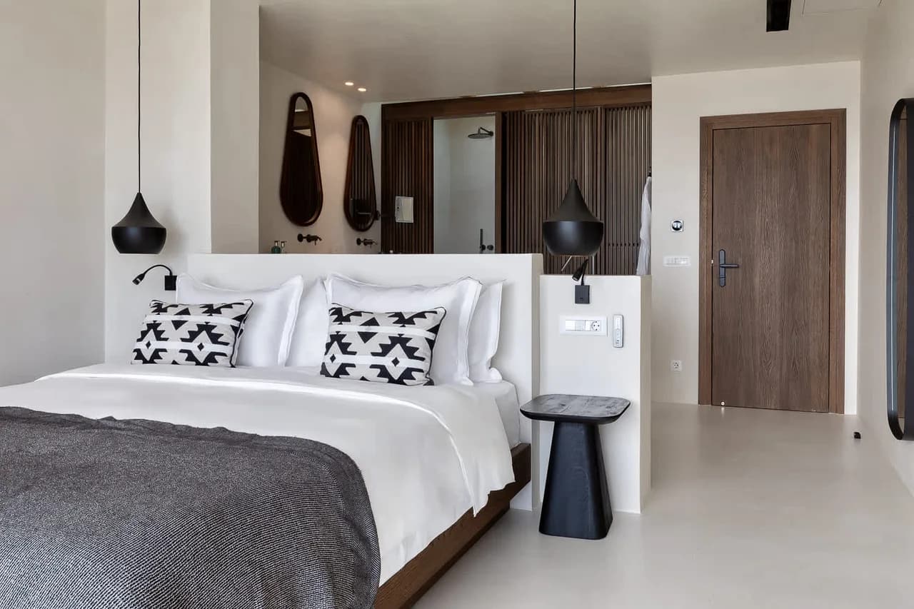 Scenic Villa With Heated Pool & Sea Views photo 3