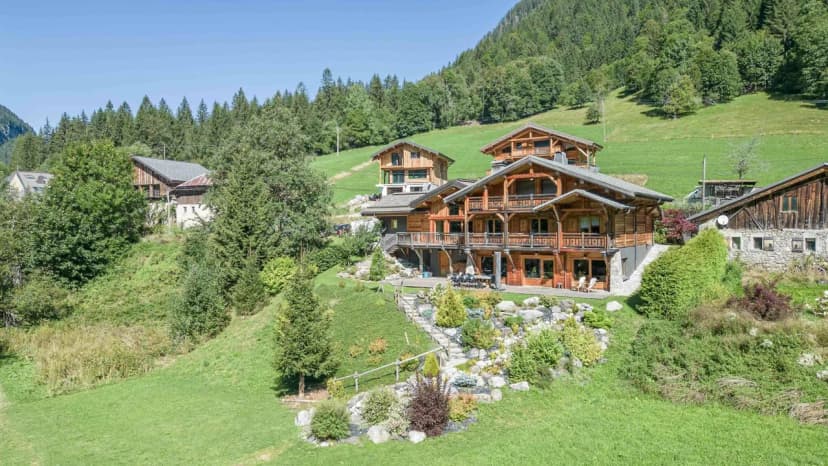 Spacious Mountain Chalet in Morzine