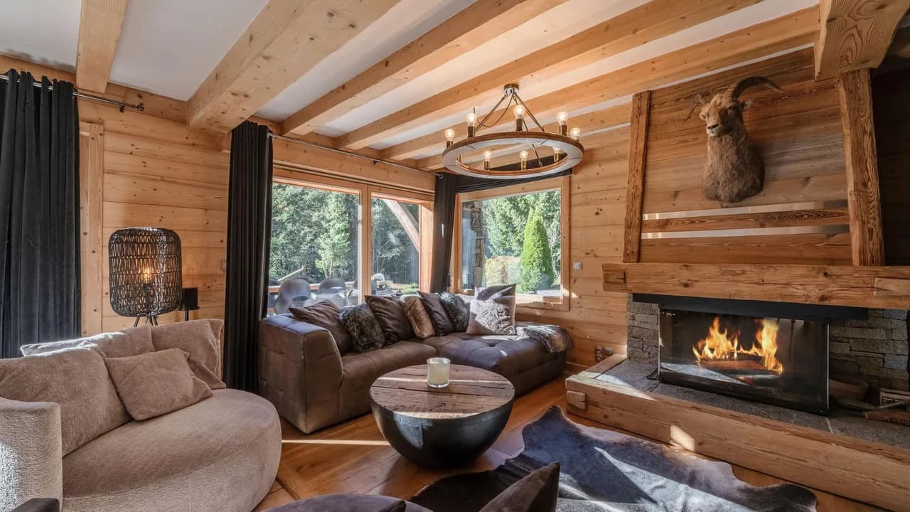 Spacious Mountain Chalet in Morzine photo 2