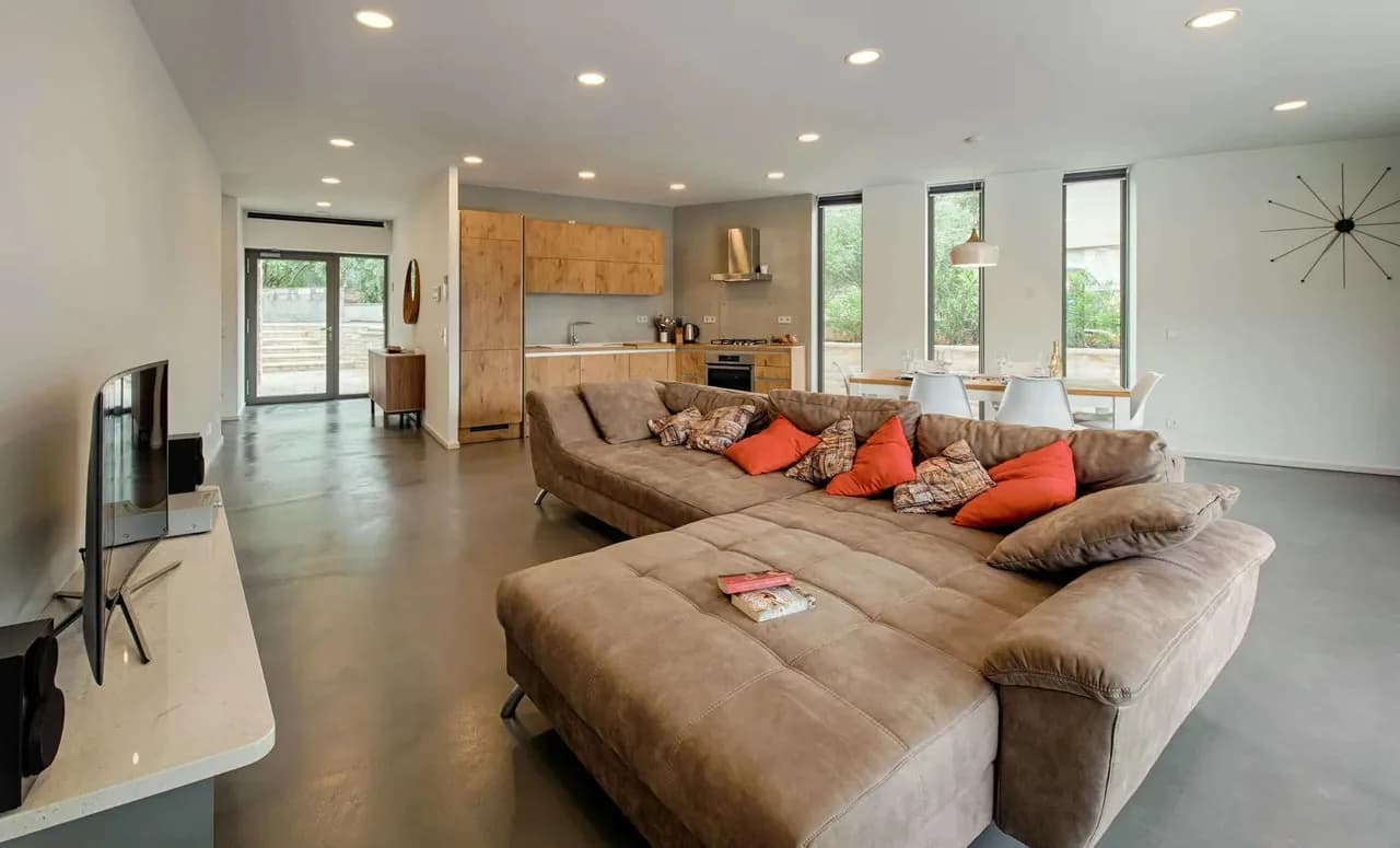 Modern Seaside Villa With Private Pool photo 2