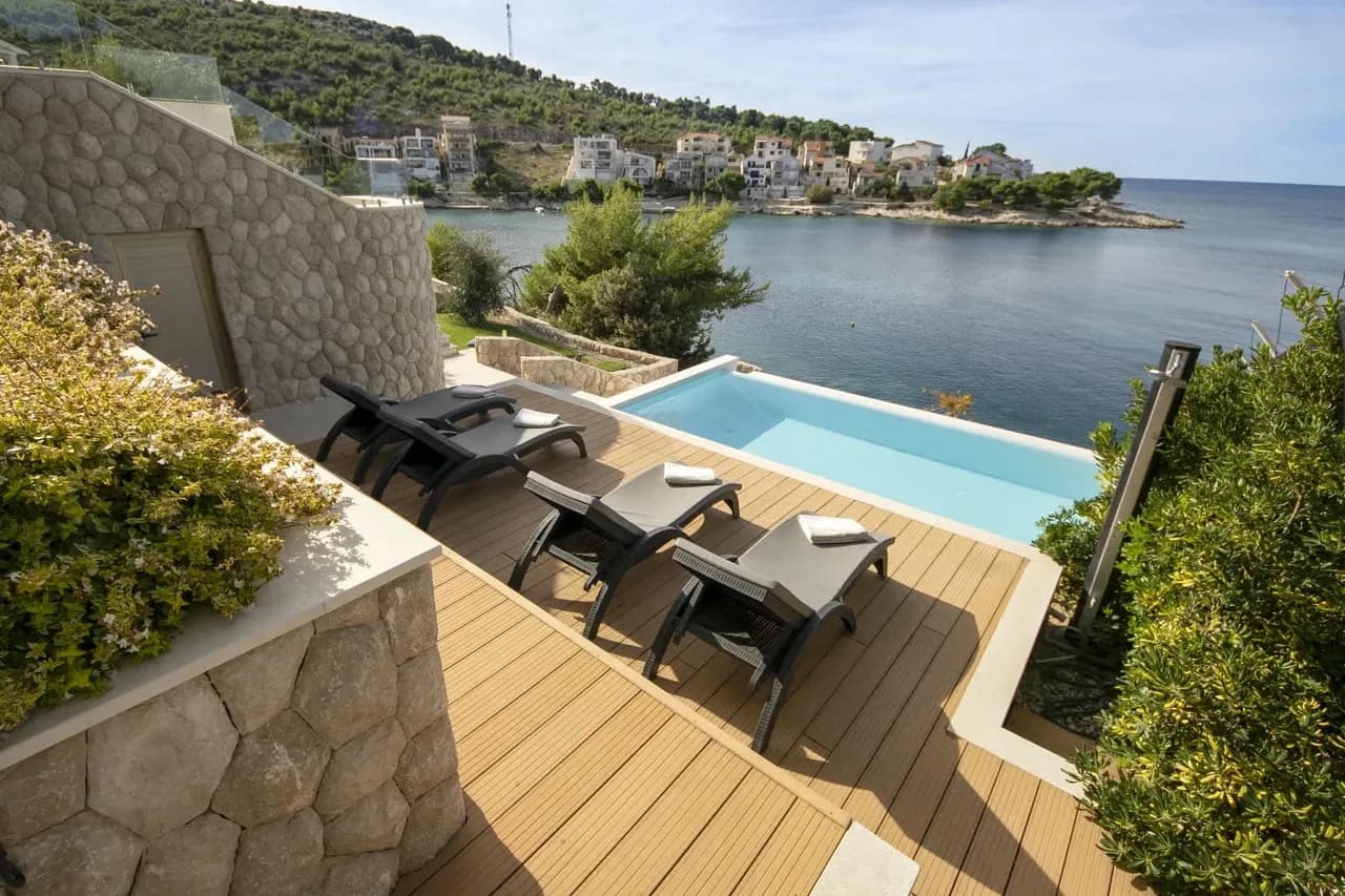 Extravagant Sea View Villa With Pool photo 4