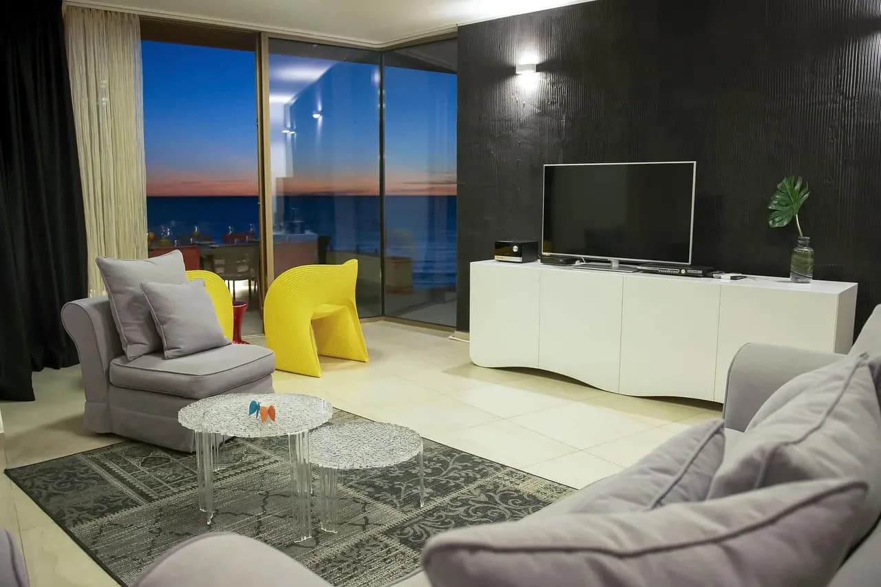 Extravagant Sea View Villa With Pool photo 5