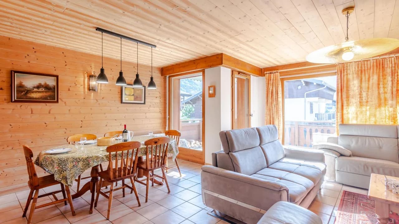 Charming Mountain Retreat in Morzine Village photo 5