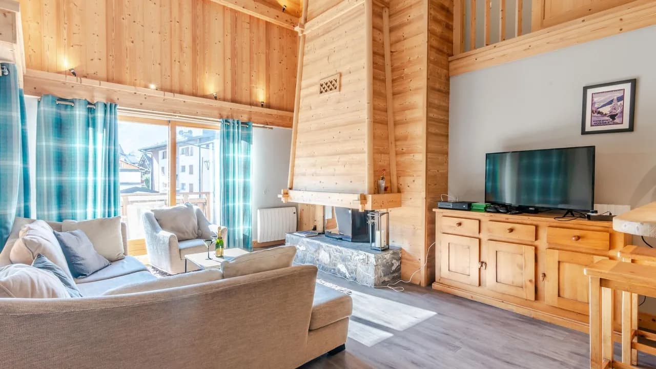 Comfortable Duplex in Morzine Center