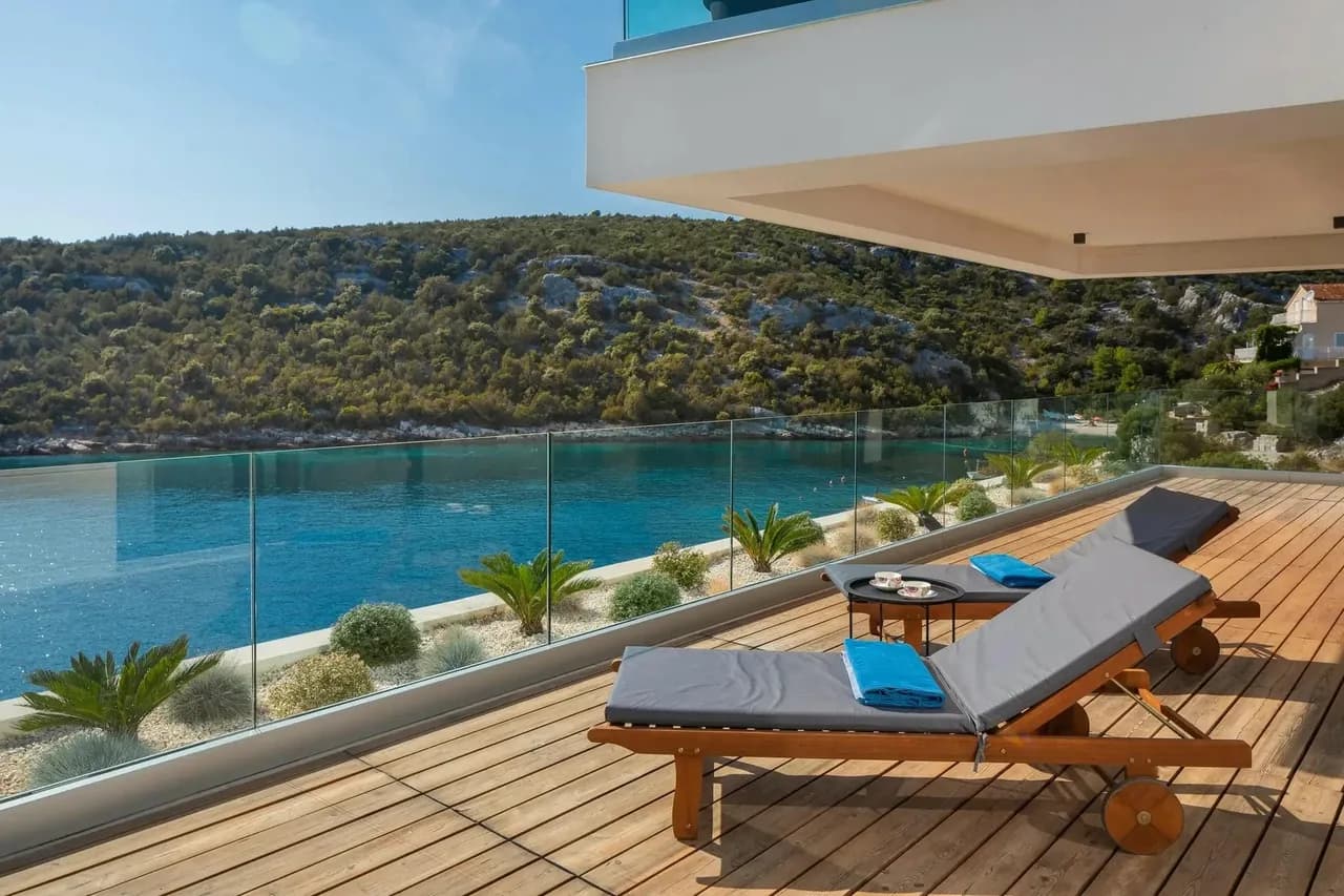 Modern Villa With Sea and Sunset Views photo 4
