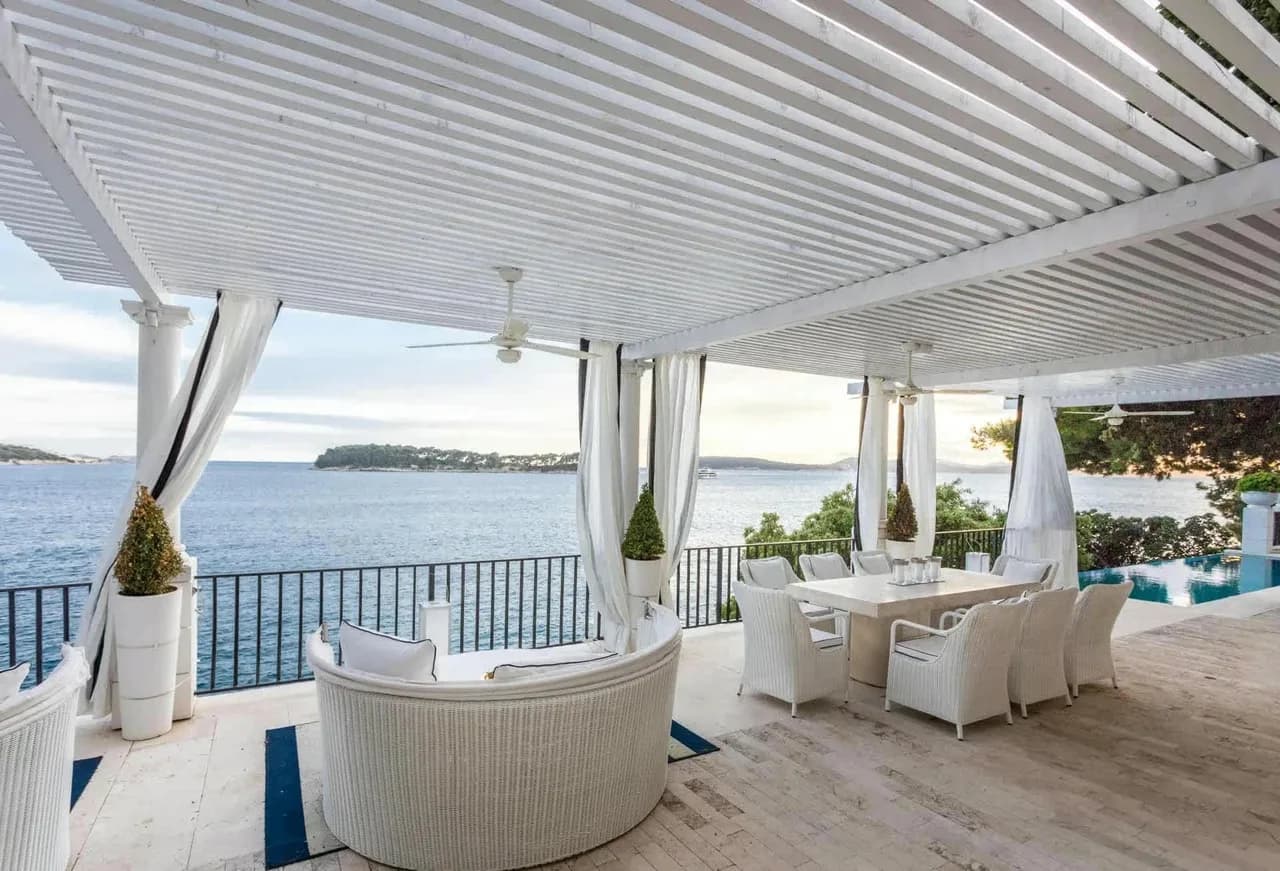 Mediterranean Villa With Infinity Pool Terrace photo 4