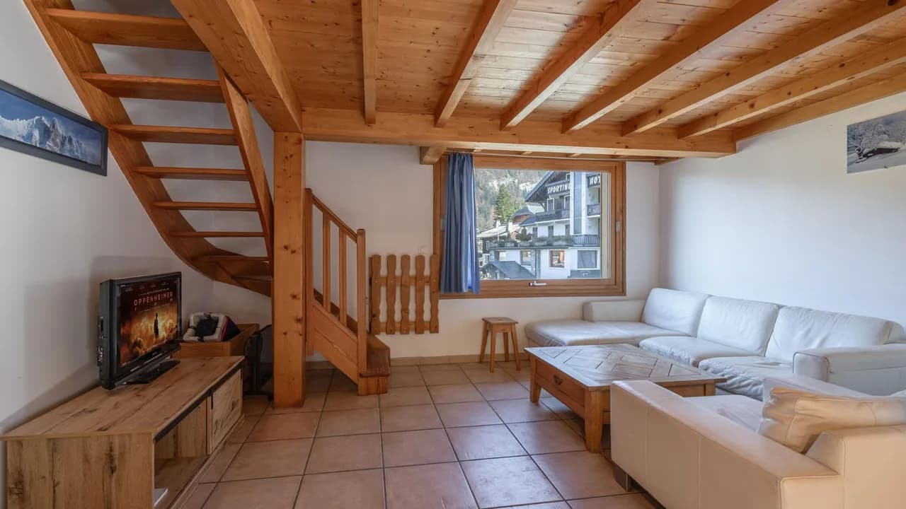 Spacious Mountain Apartment in Morzine photo 2