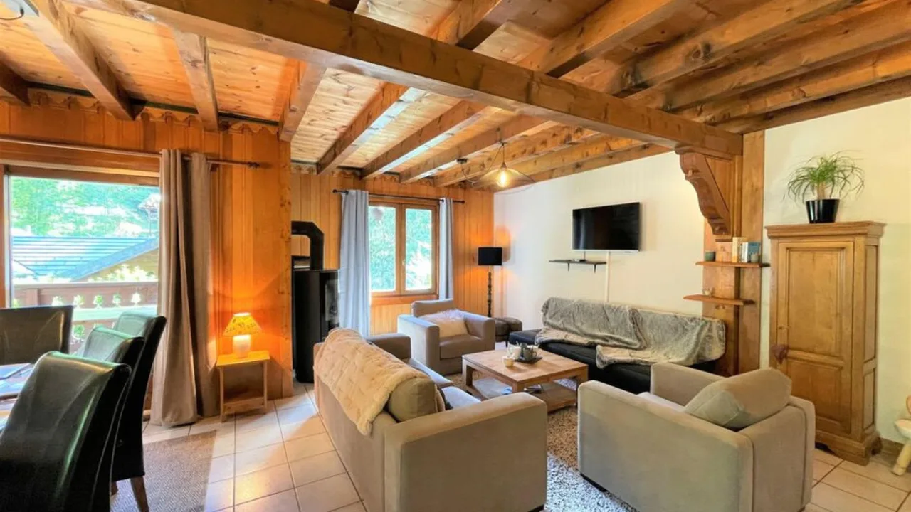 Rustic Chalet With Outdoor Terrace photo 5