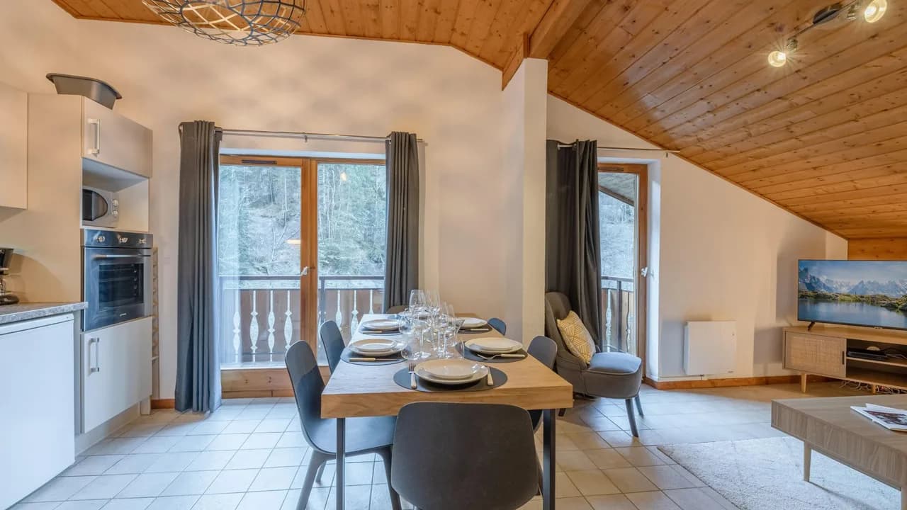 Perfect Winter Getaway in Morzine photo 5
