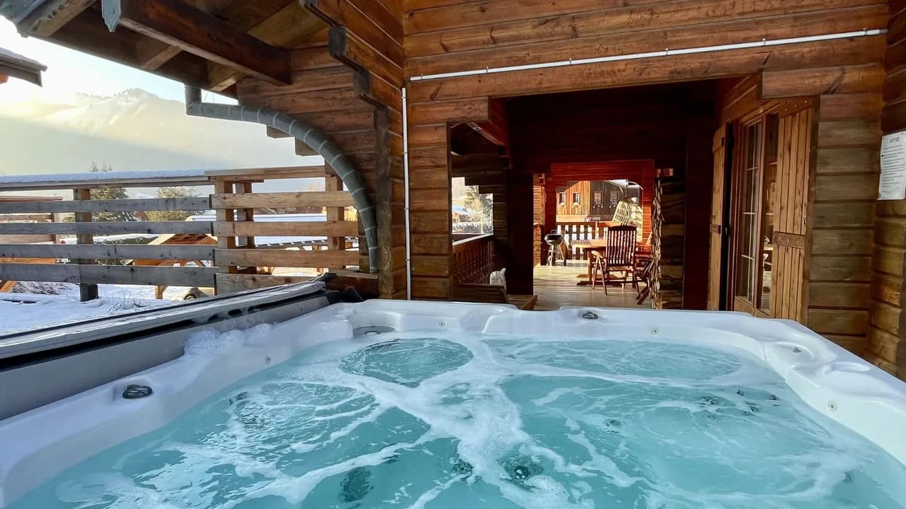 Scenic Getaway With Mountain Views photo 4