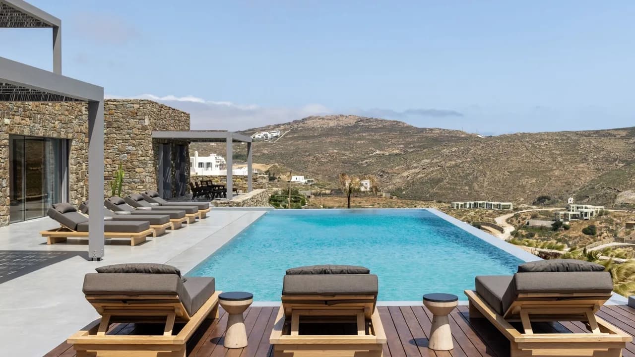 Contemporary Luxury Near Elia Beach photo 4