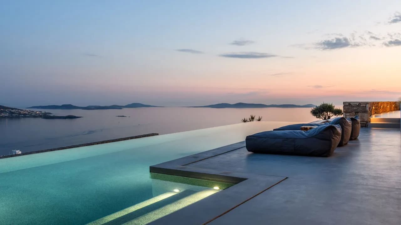 Infinity Pool Sunset View Paradise photo 4
