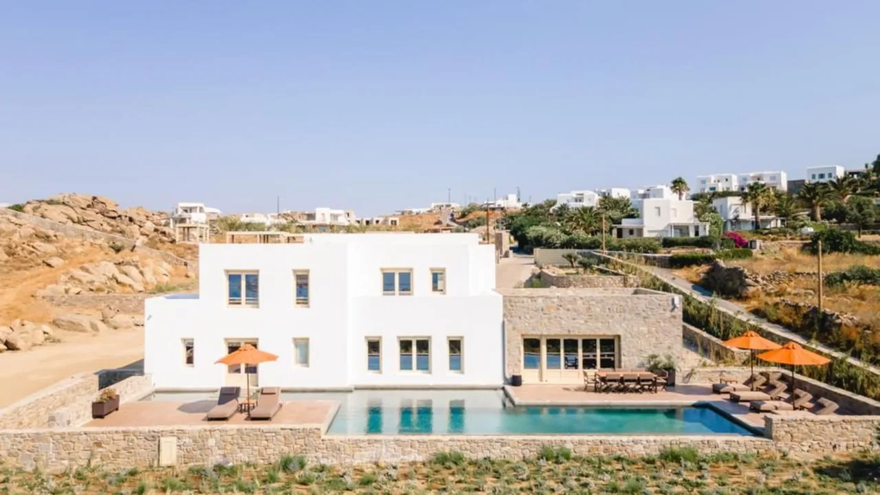 Elegant Lino Villa Near Scorpios photo 5