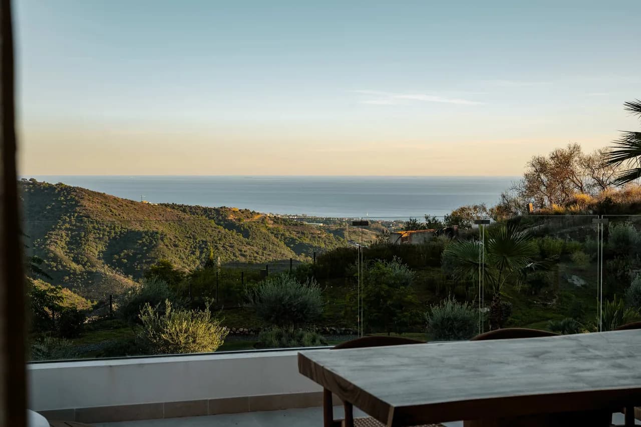 Panoramic Views Three Bedroom Villa in Marbella photo 4