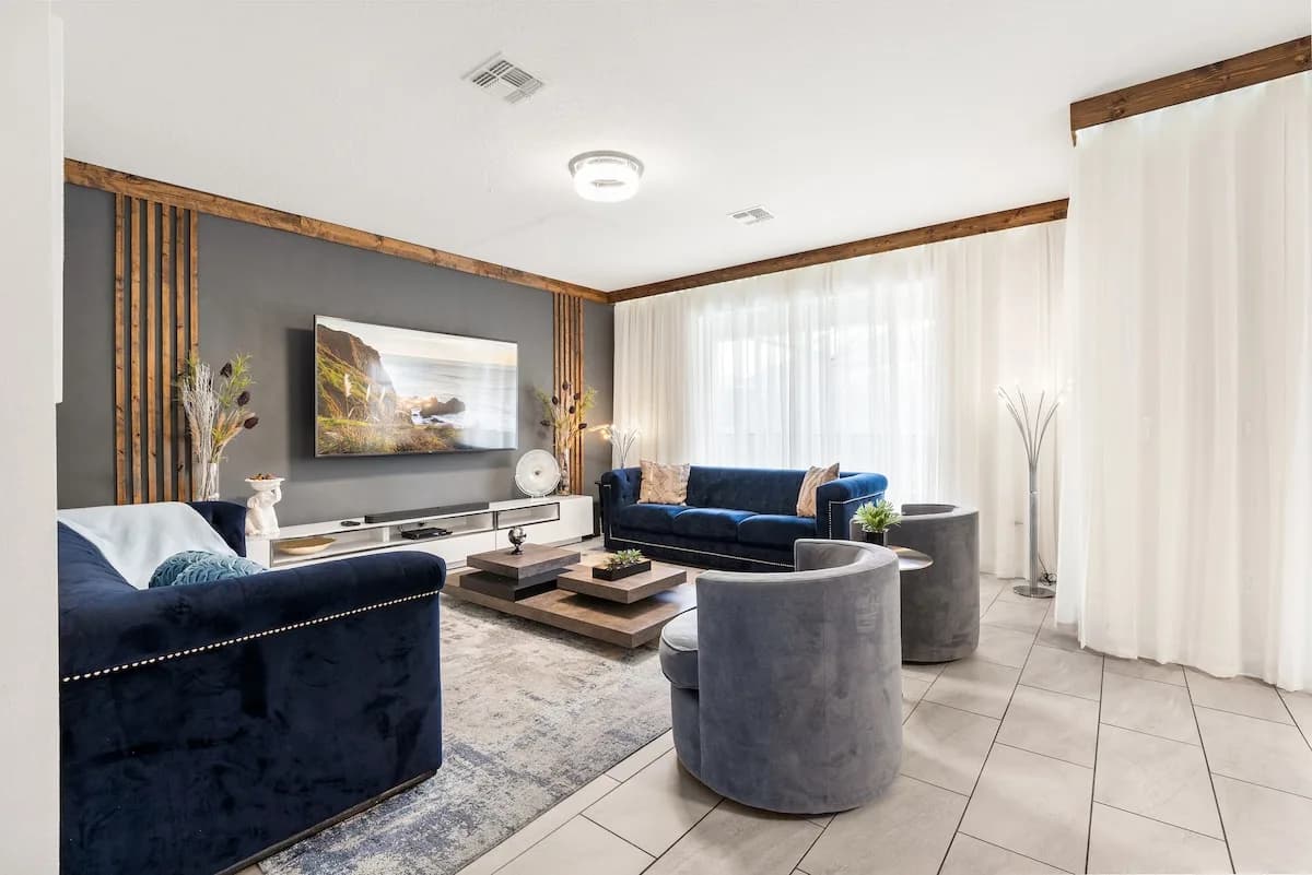 Luxury Six Bedroom Retreat in Orlando photo 5