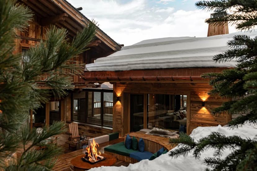 Scenic Chalet Retreat With Infinity Pool