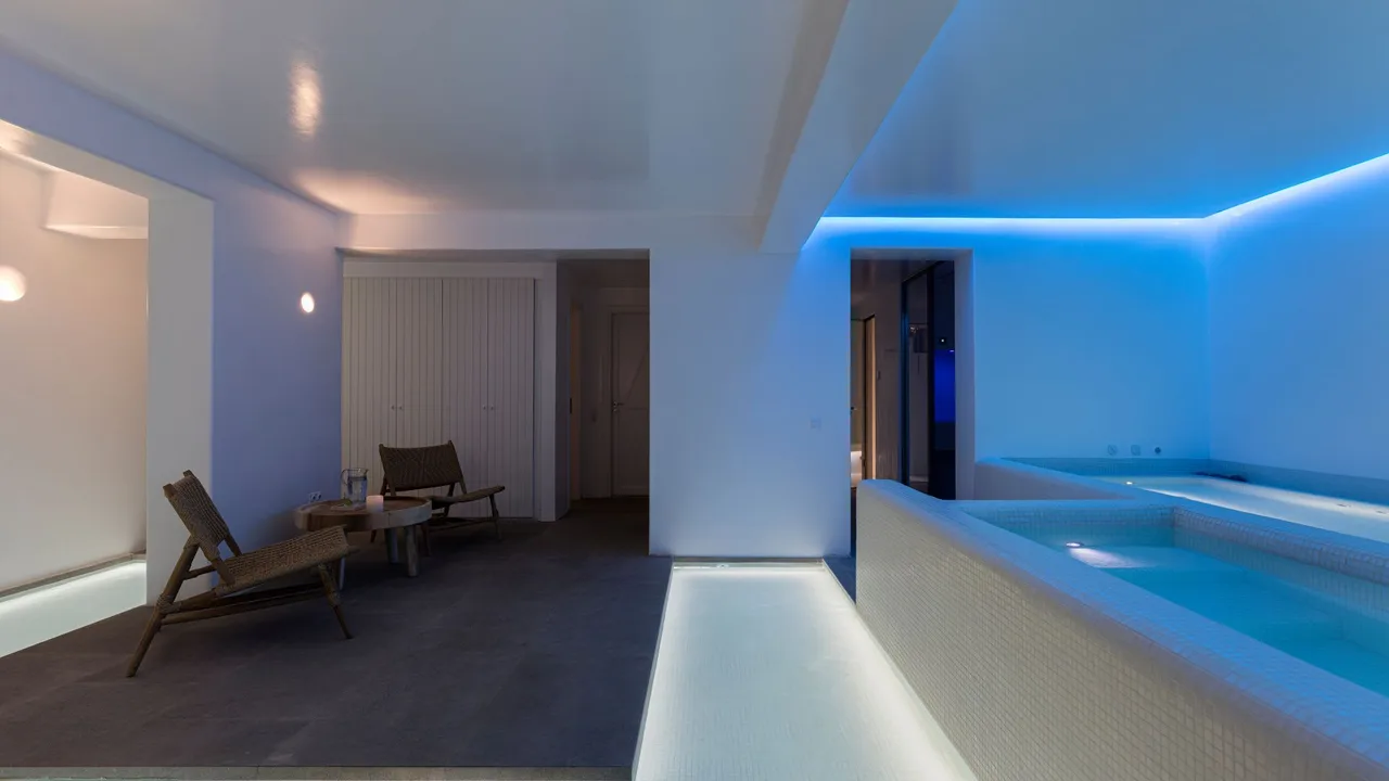 Designer Villa Overlooking Aegean Sea photo 4