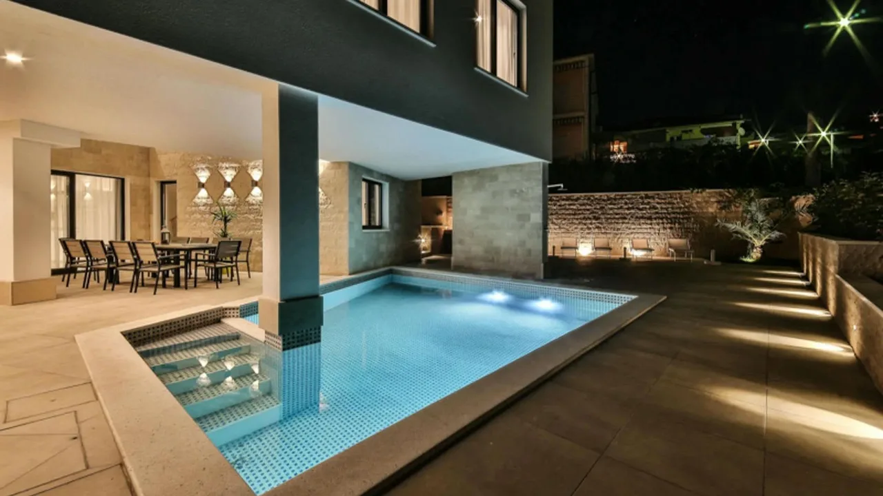 Oceanview Villa With Heated Jacuzzi photo 5