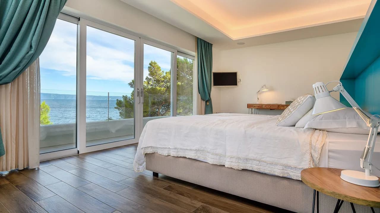 Seaview Estate With Private Garden photo 3