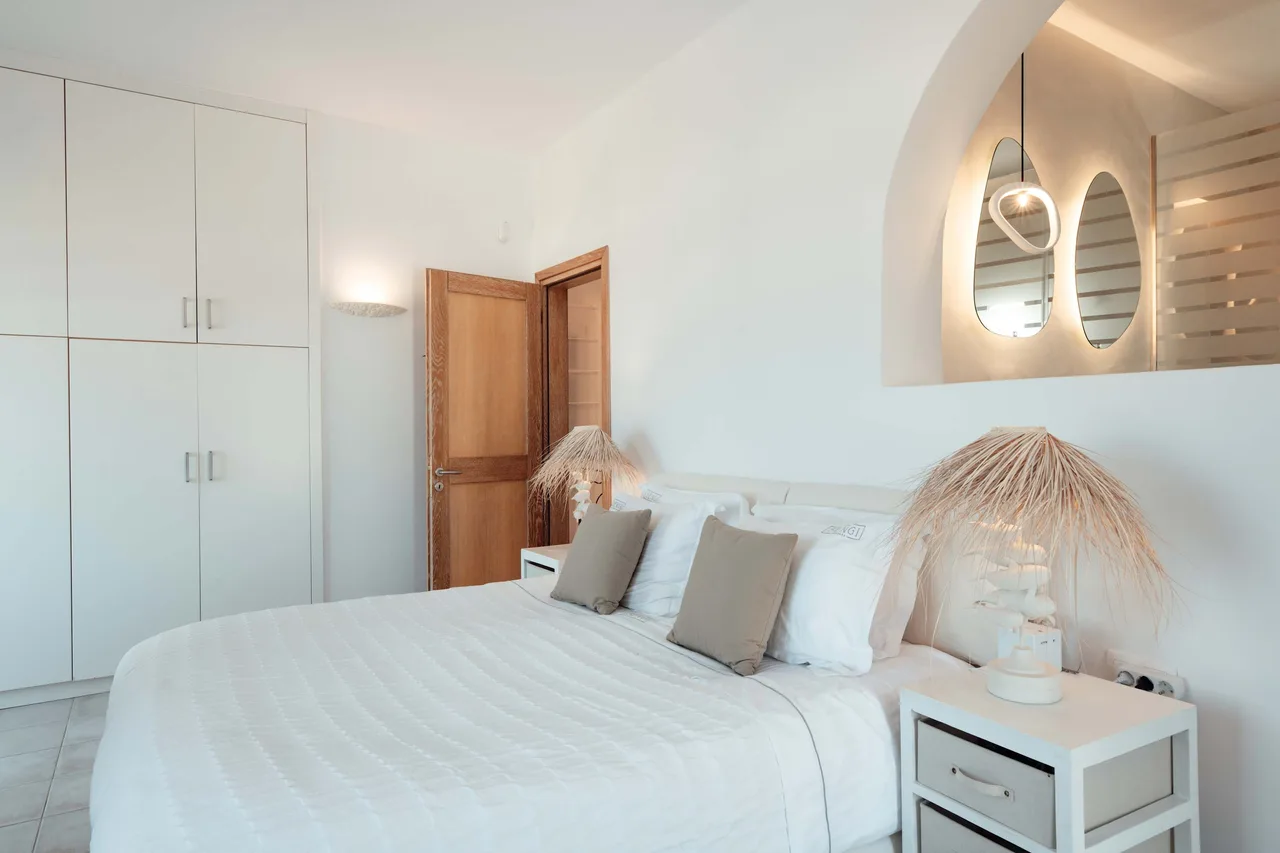 Elegant Mykonos Villa With Sea Views photo 3