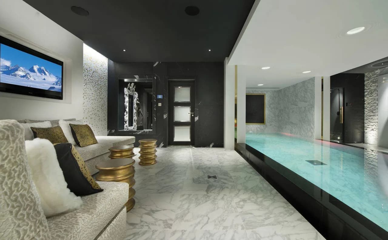 Elegant Mountain Escape With Indoor Pool photo 4
