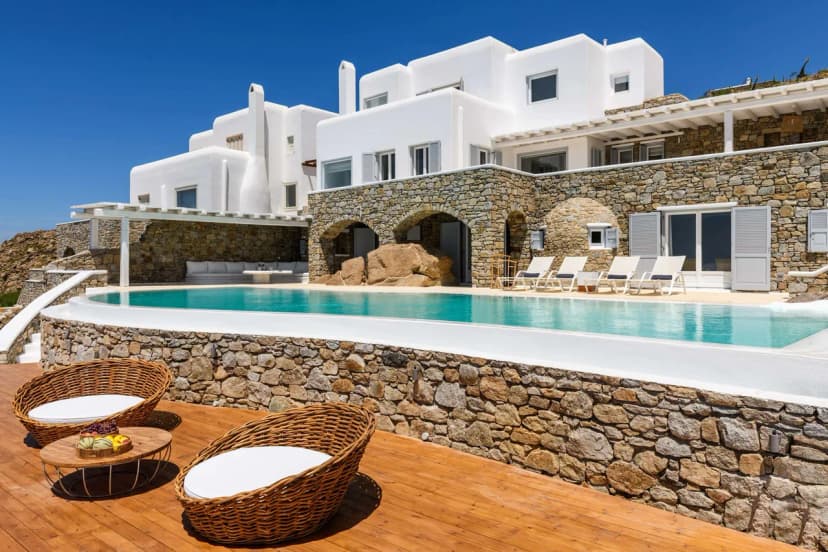 Stylish Villa With Sea View Pool