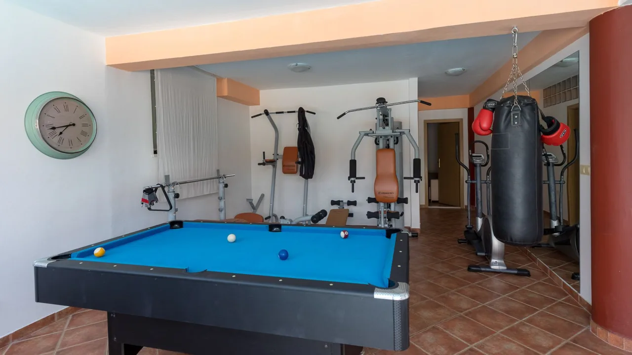 Poolside Luxury Near Dubrovnik Riviera photo 5