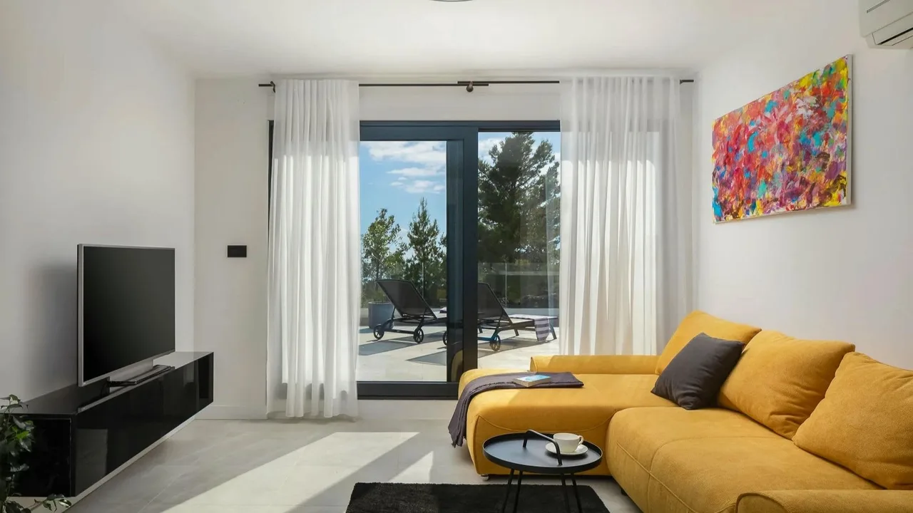 Podstrana Paradise With Rooftop Lounge photo 2