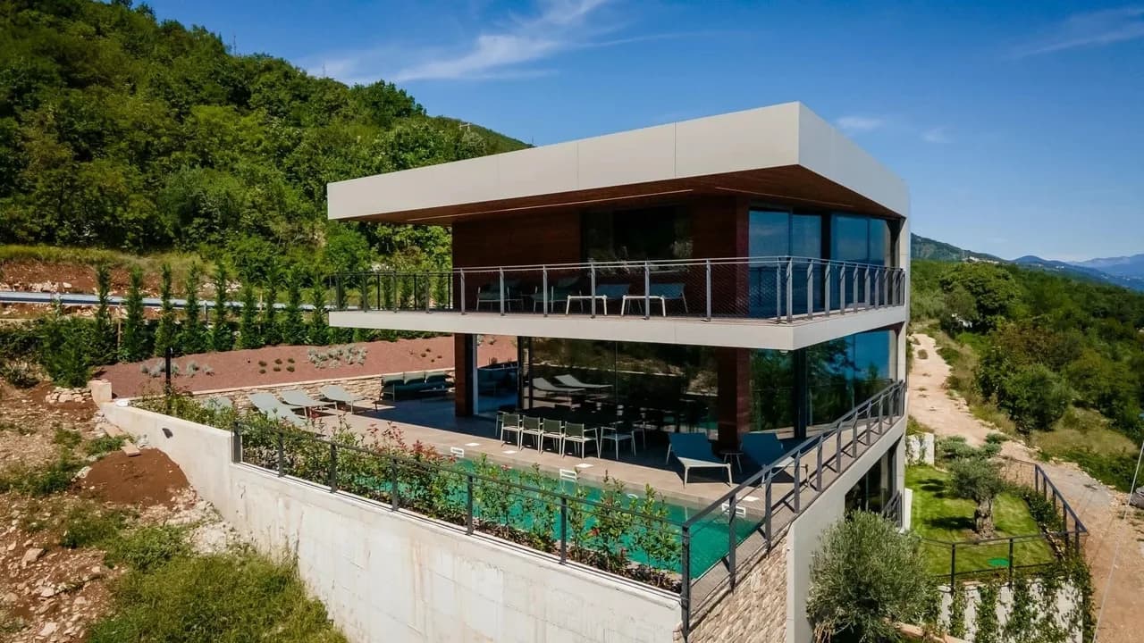 Hilltop Oasis with Designer Interiors