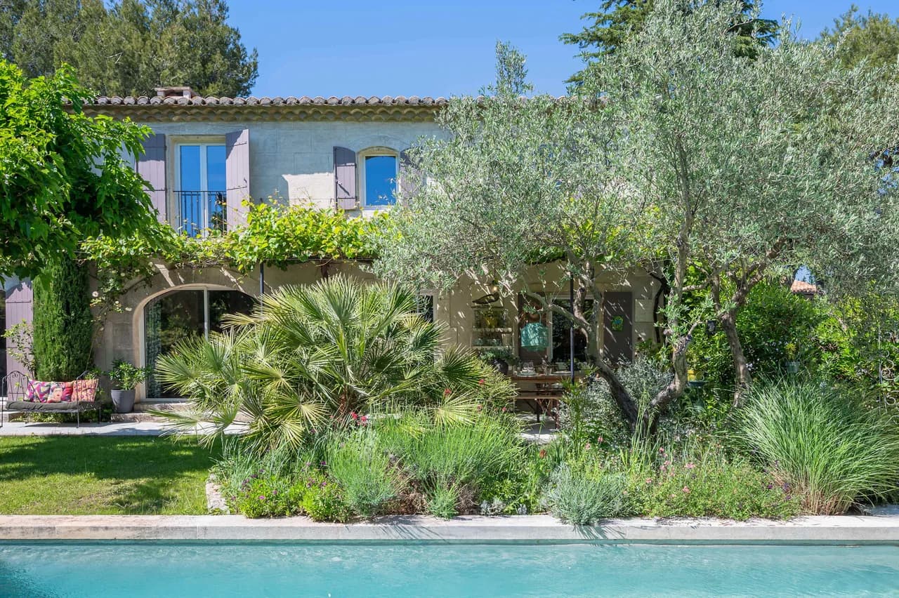 Authentic Five Bedroom Villa in Paradou