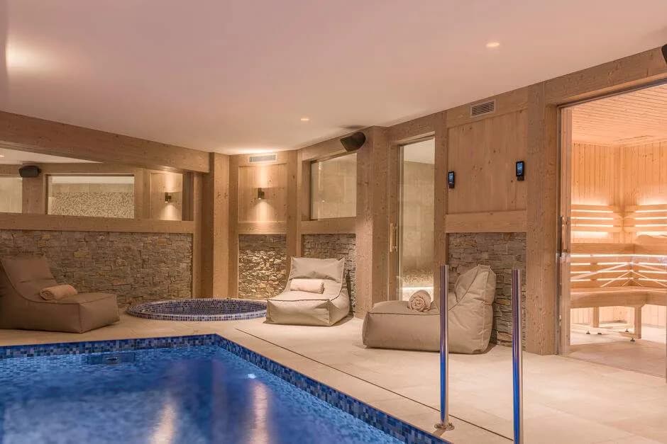 Elegant Alpine Retreat With Private Pool photo 4