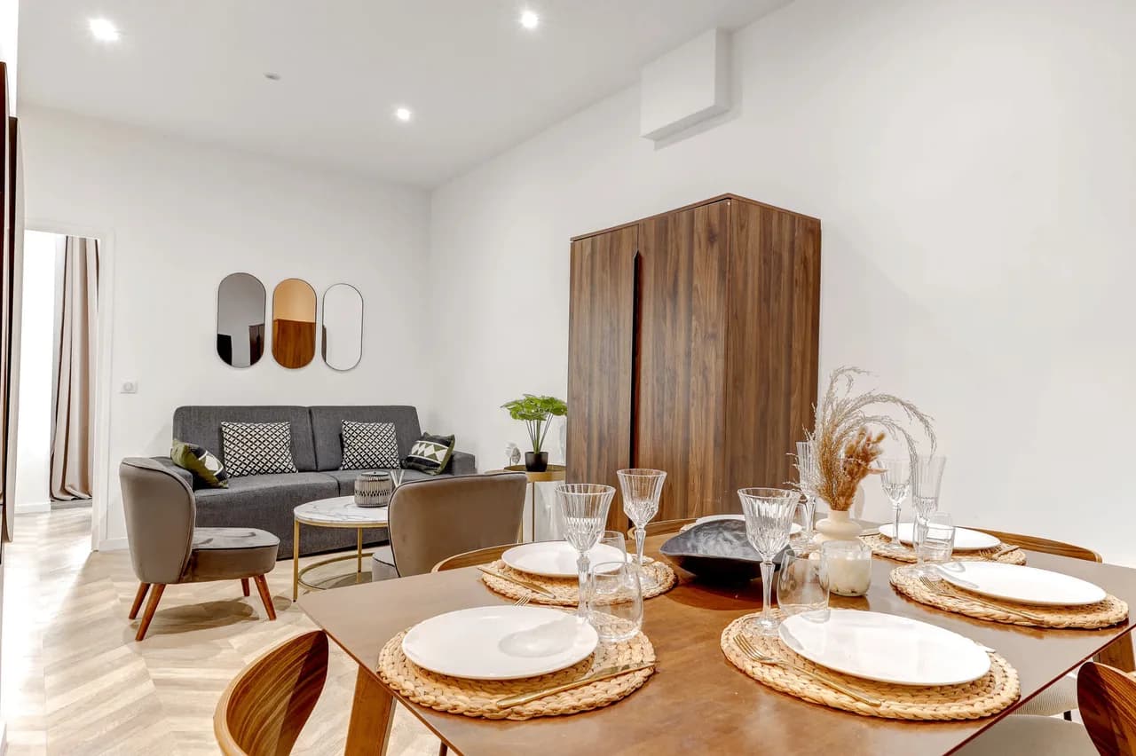 Accessible Two Bedroom Apartment in Paris photo 2