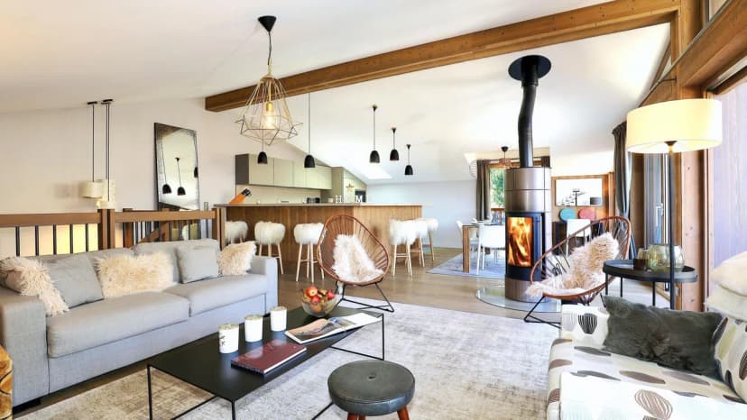 Upscale Ski Chalet in Prime Location