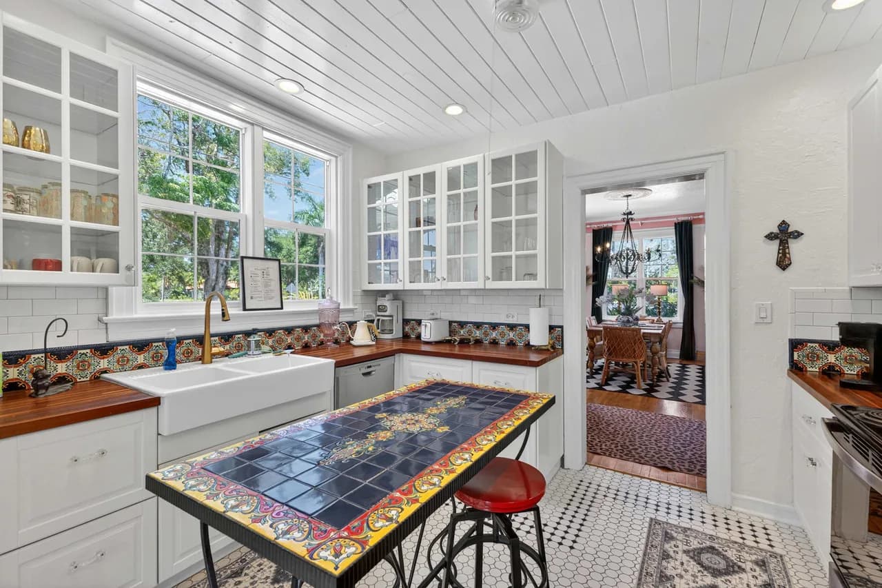 Historic Beasley House with Heated Pool photo 5