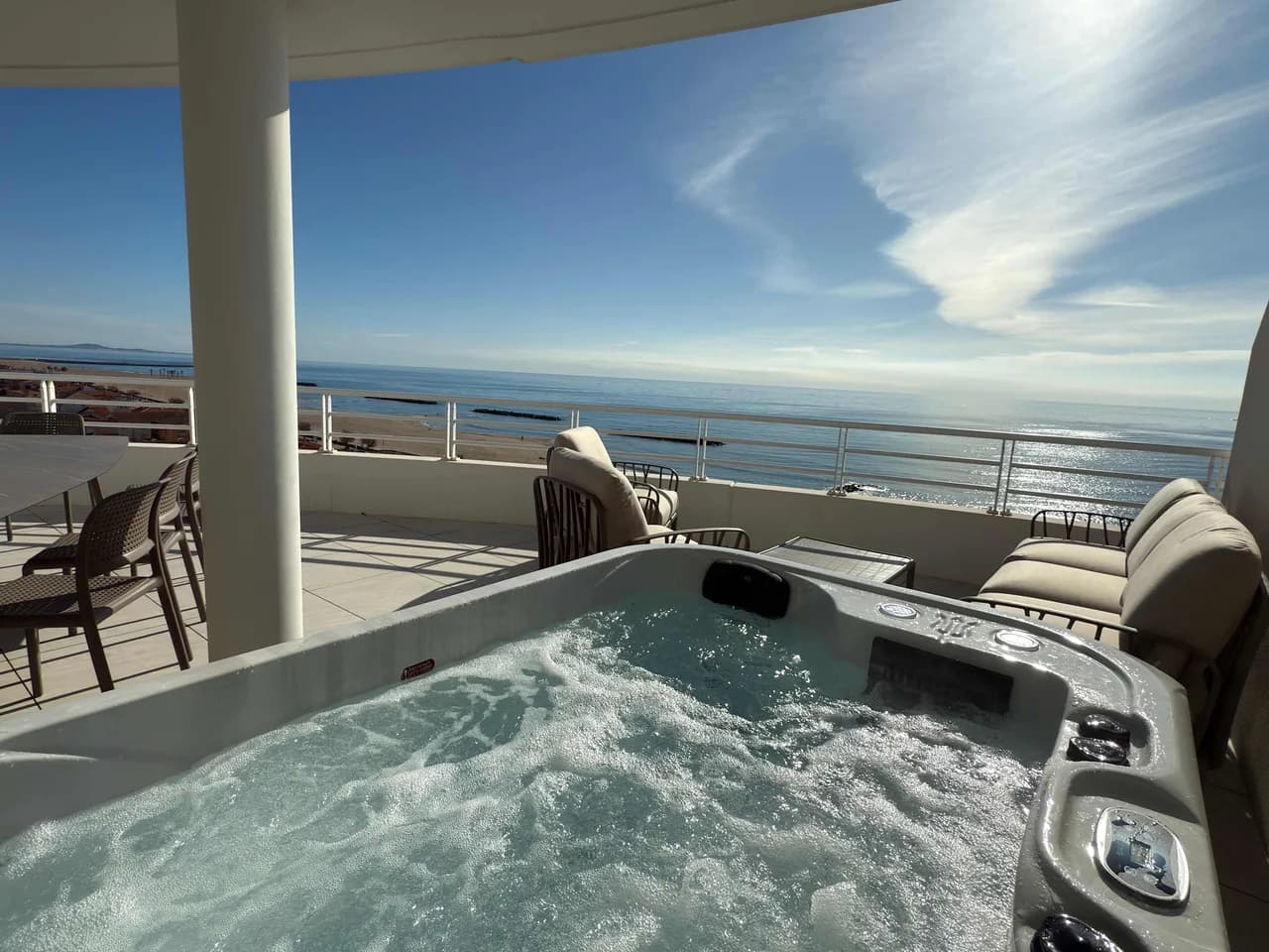 Ocean View Beachfront Villa in Occitanie photo 2