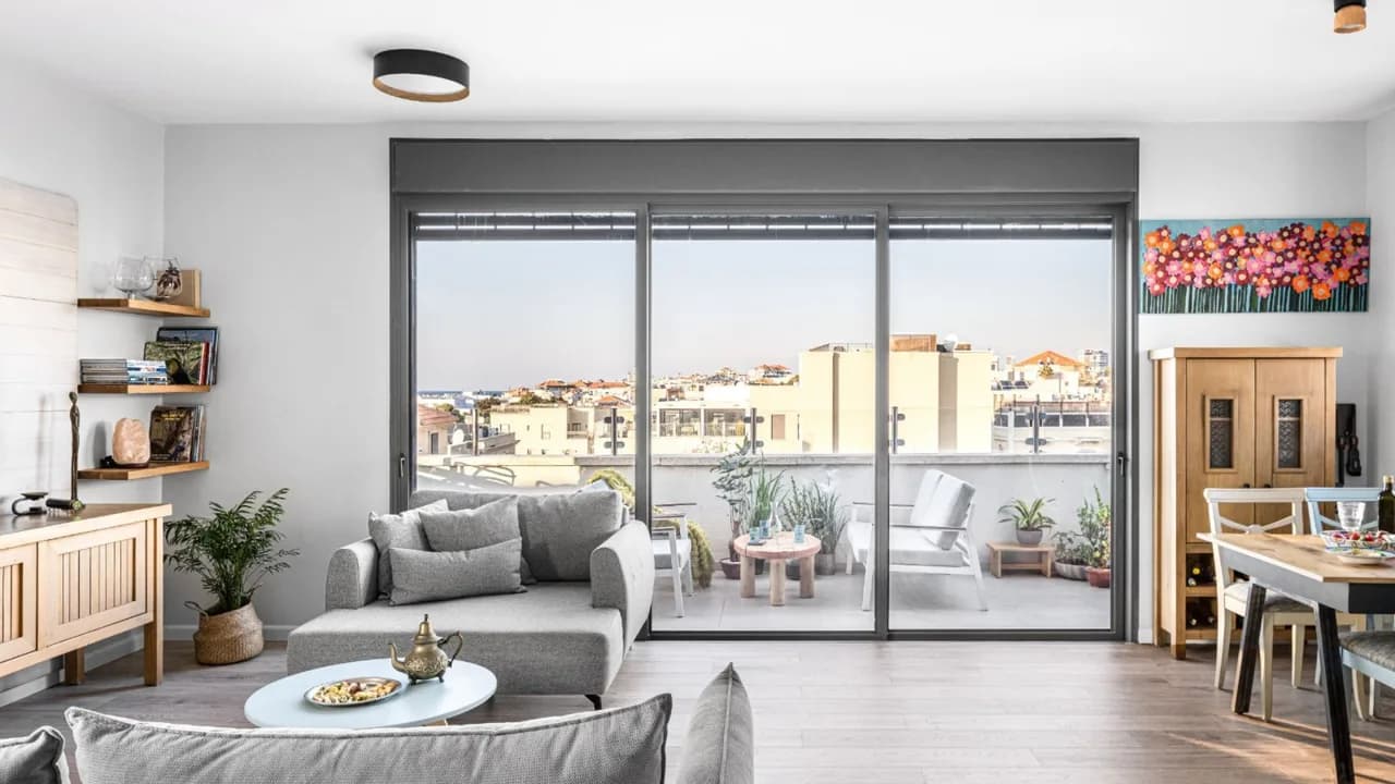 Elegant Sea View Jaffa Apartment photo 2
