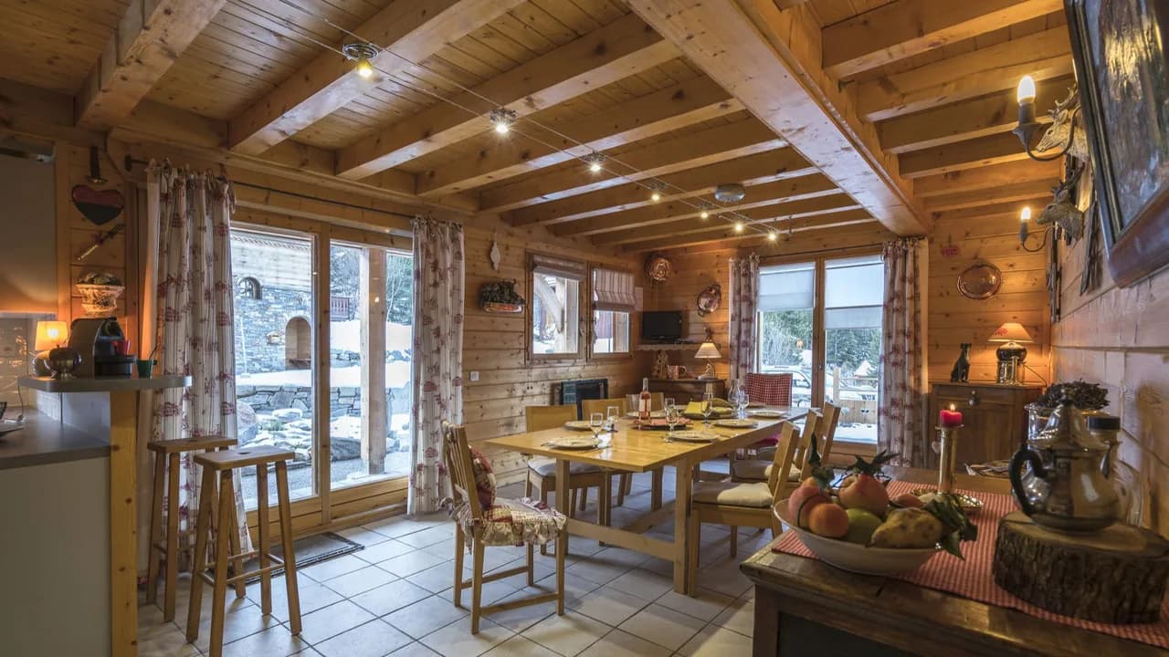 Rustic Dream in Courchevels Pines photo 5