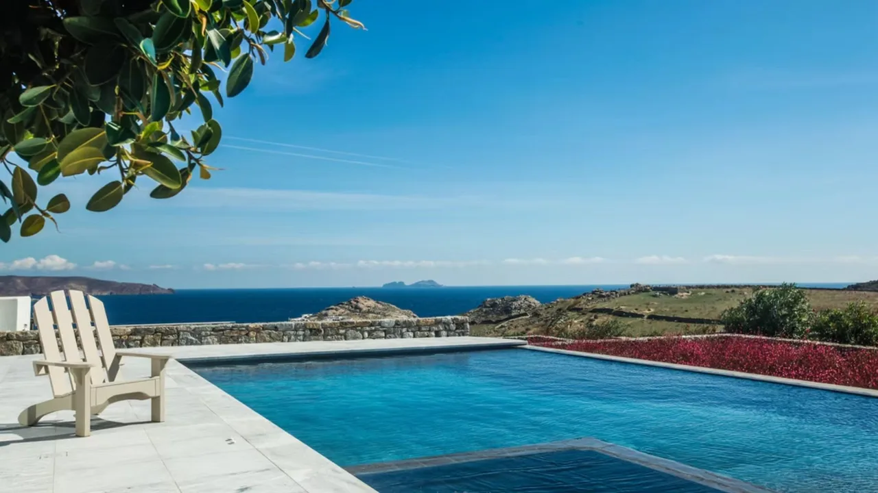 Sophisticated Smart Villa Near Beach photo 4