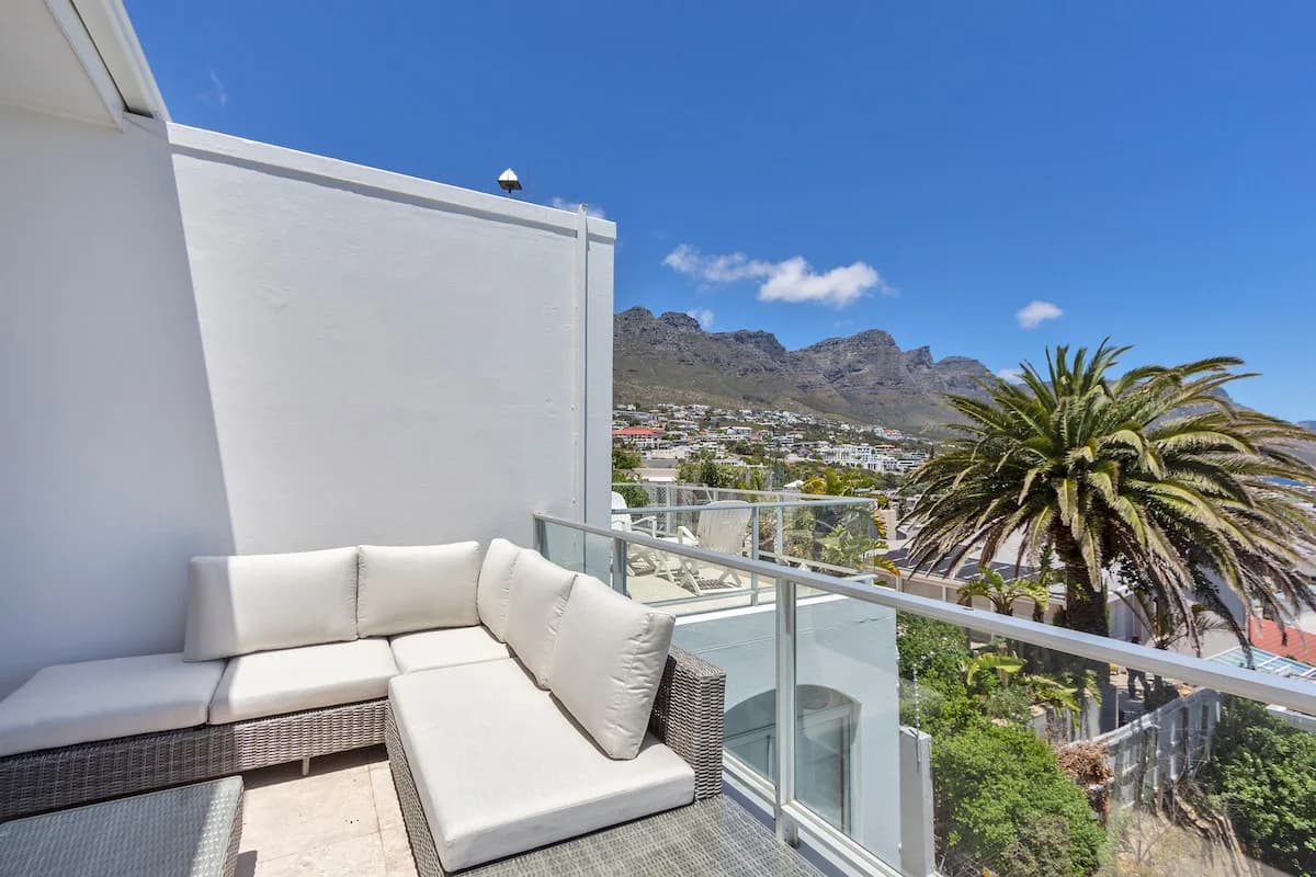 Ocean View Townhouse in Camps Bay, Cape Town photo 5