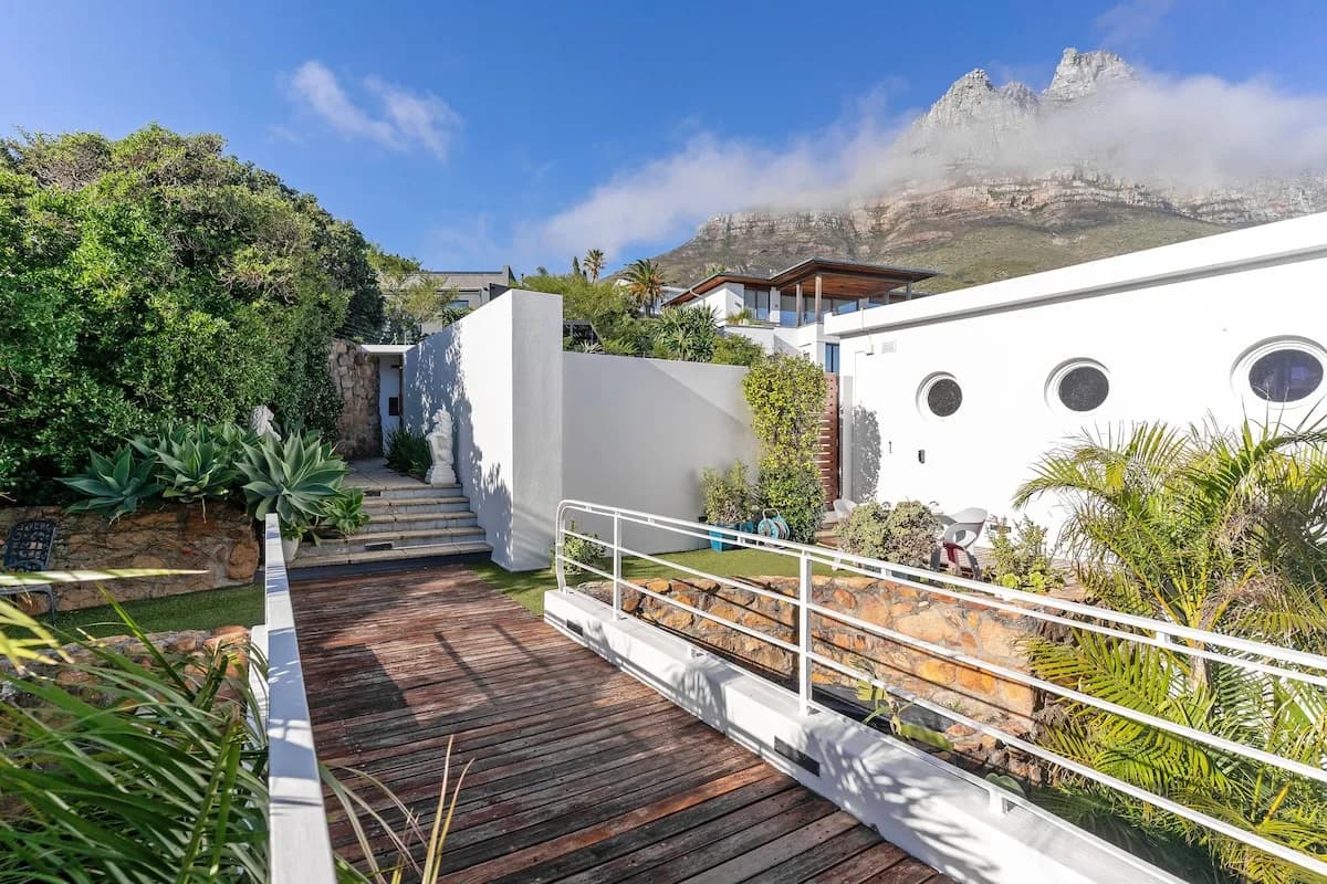 Ocean View Pool Villa in Camps Bay, Western Cape photo 5