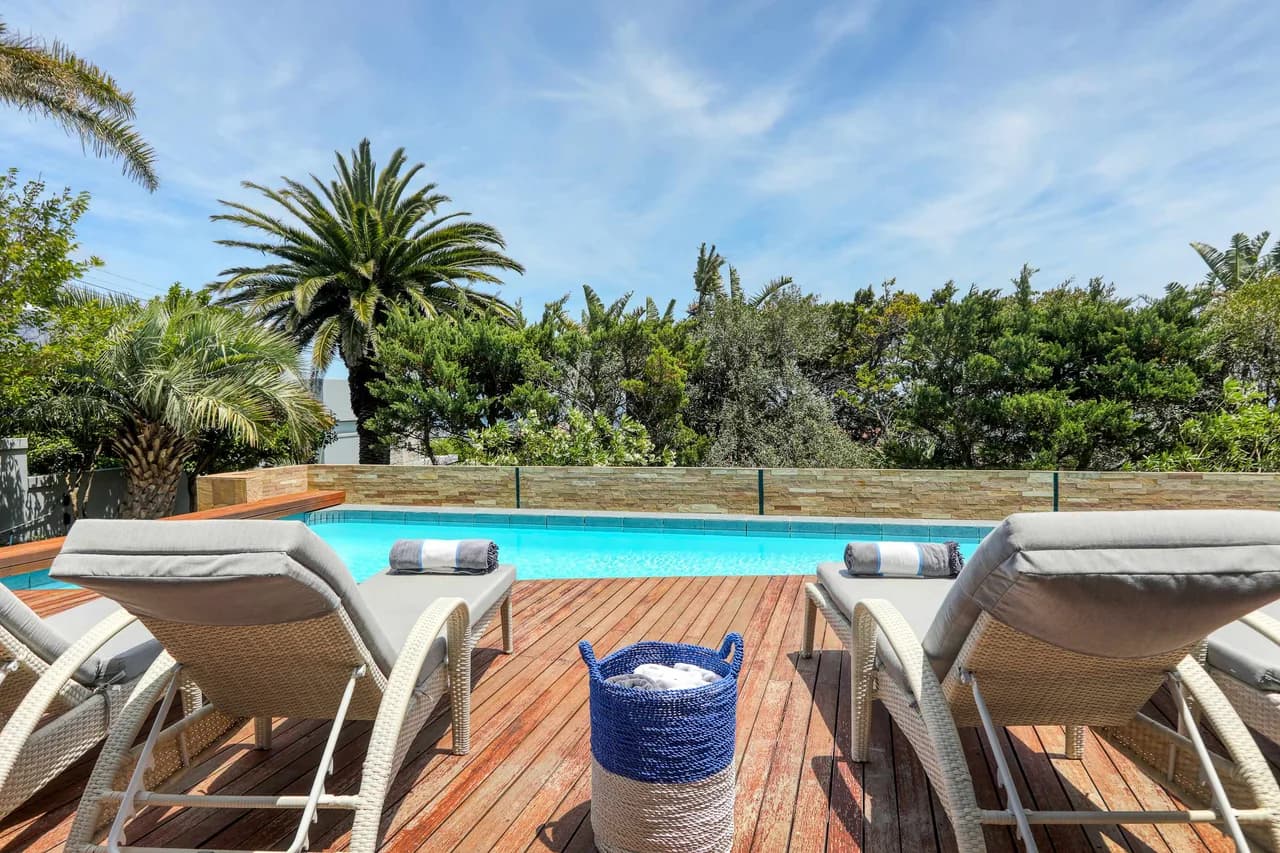 Panoramic Ocean View Villa in Camps Bay photo 2