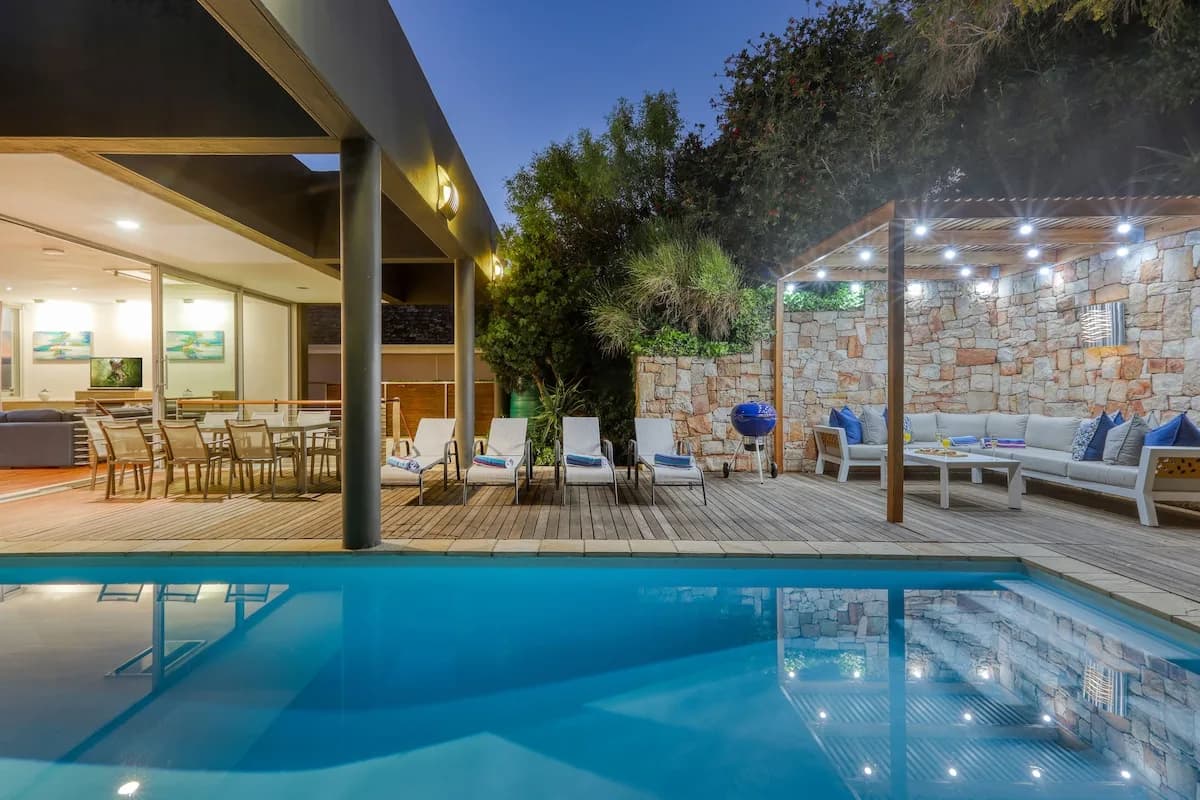 Multi-Level Ocean View Villa in Camps Bay photo 4
